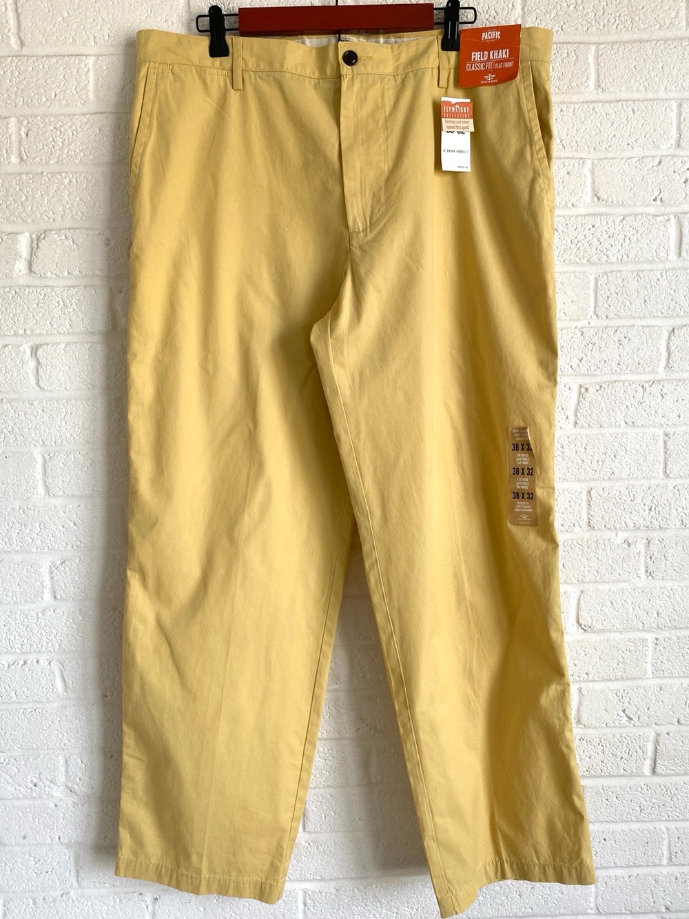 Dockers Field Khaki Pants Pacific Collection Light Yellow Resortwear 38x32 New